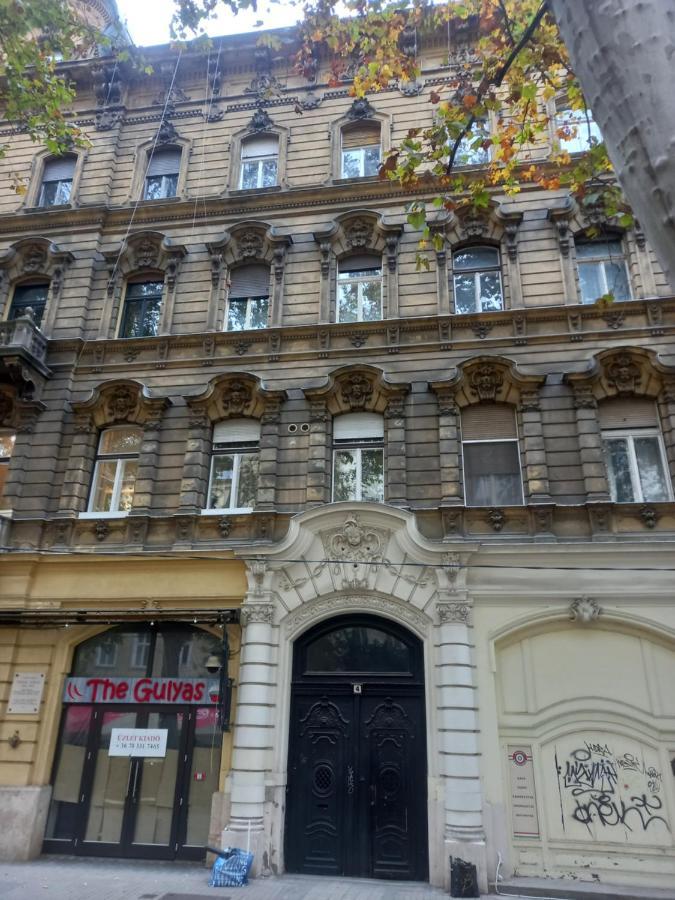 Liszt Ferenc Square Studio Apartment Budapest Eksteriør billede